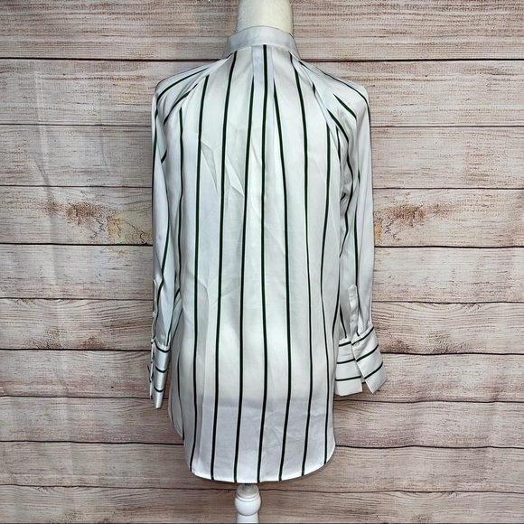 Nine West Side-Button Raglan Blouse - Picture 5 of 8